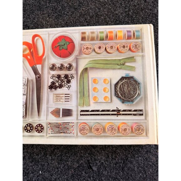 Readers Digest Complete Guide To Sewing Hardcover Book - Picture 10 of 10